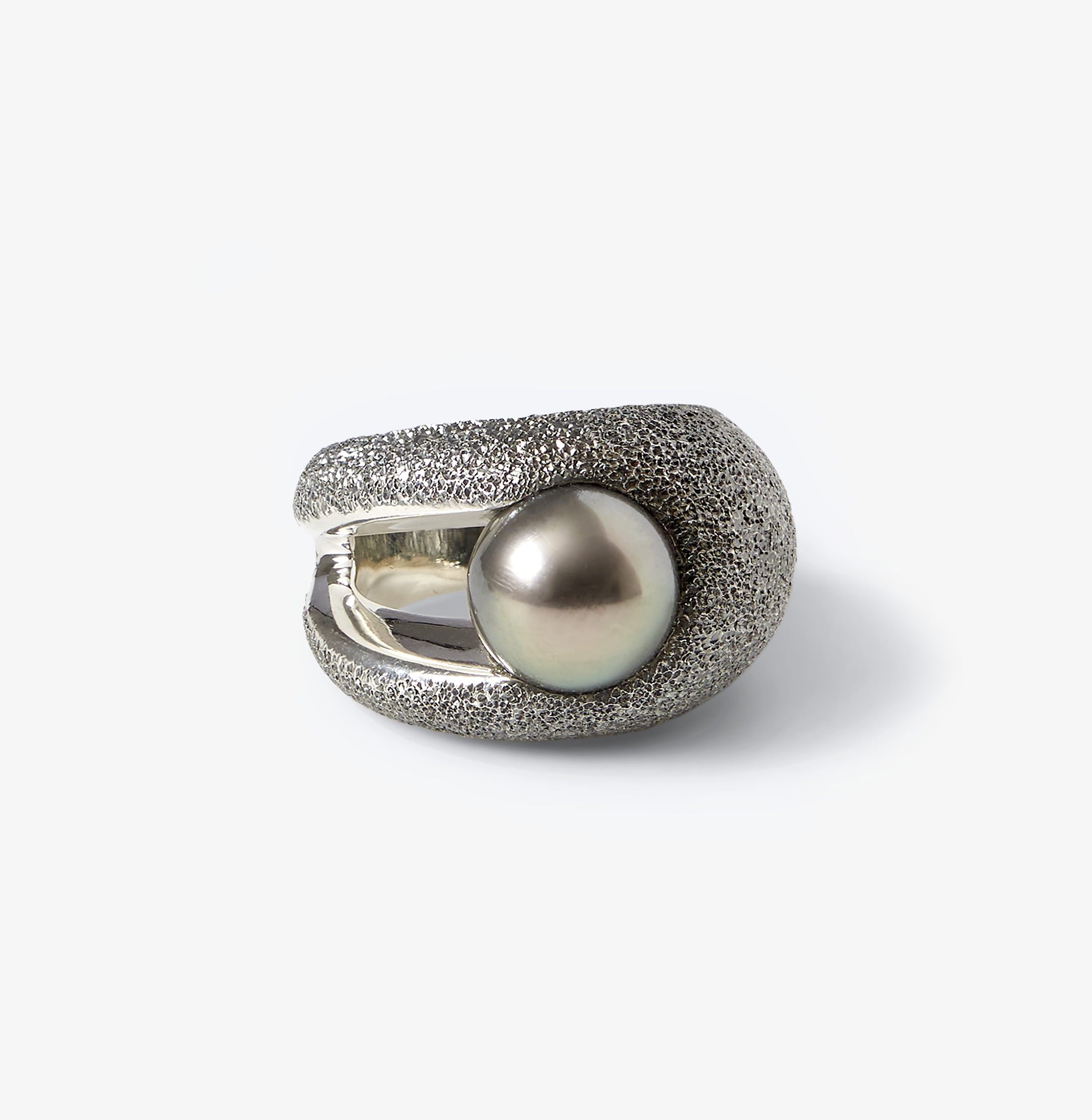 Astroea Oxidised Diamante Tahitian - Oceano Pearls