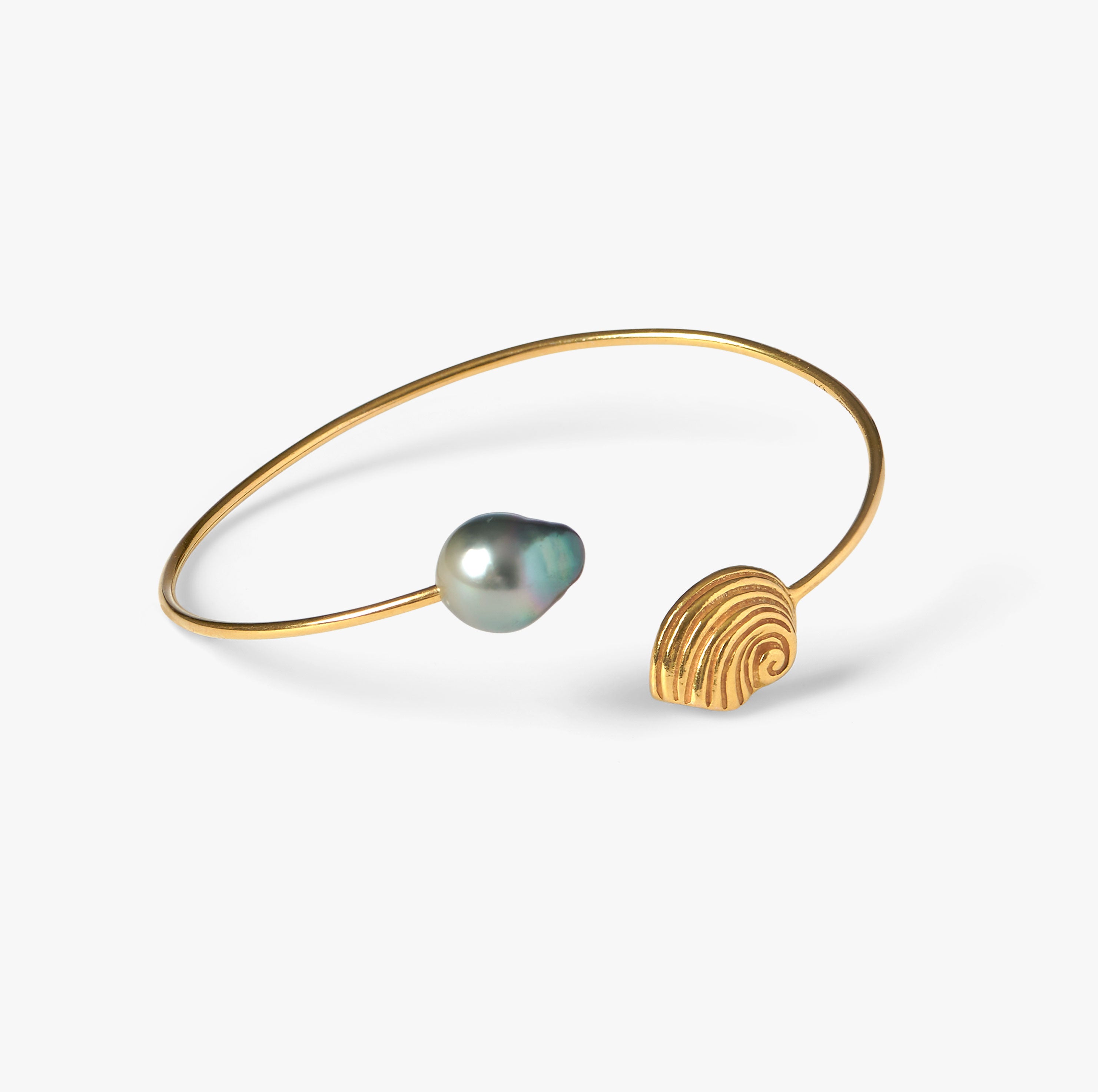 Trou D'Eau Douce Gold 18K Tahitian & Shell - Oceano Pearls