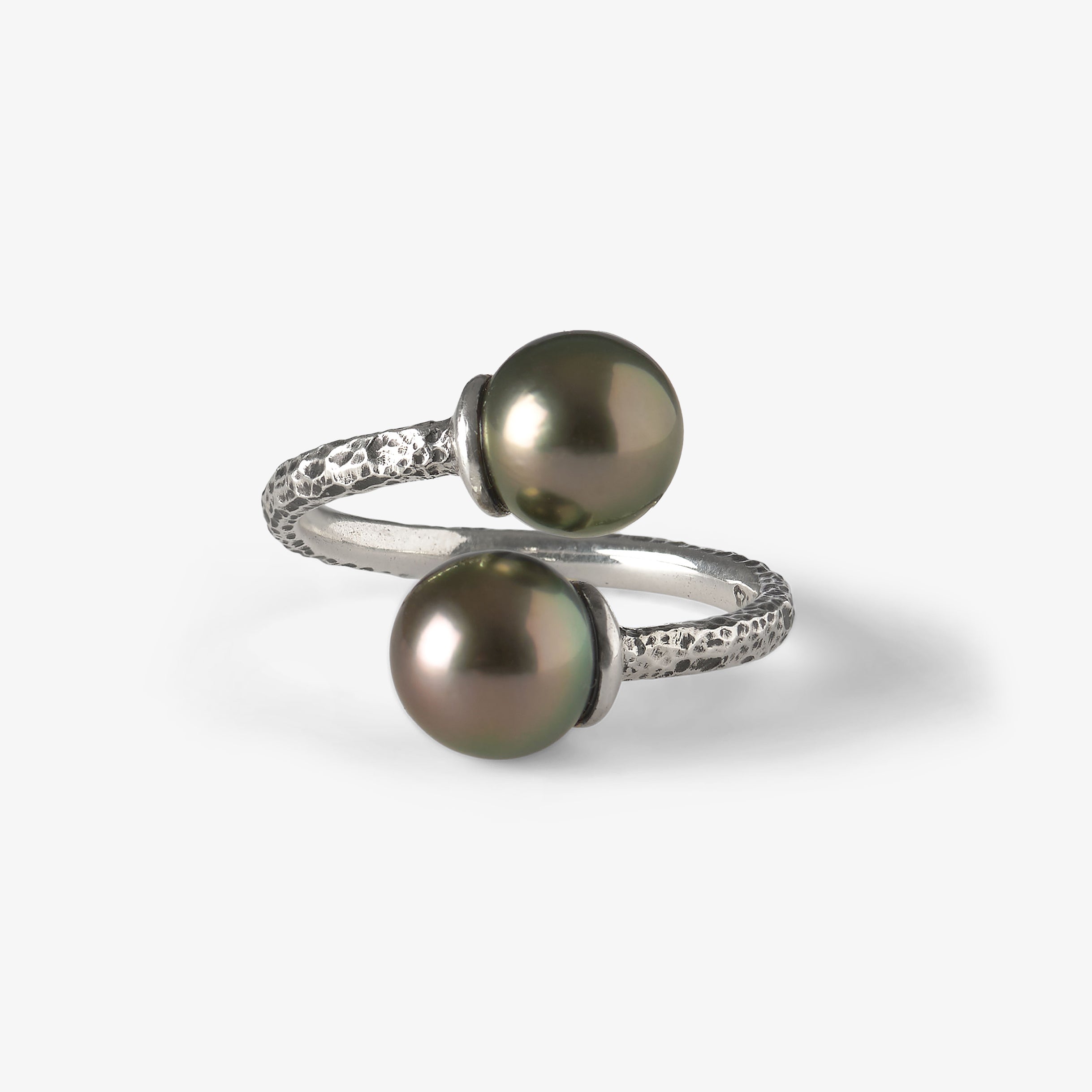 Trou D'eau Douce Oxidised Round Tahitian - Oceano Pearls