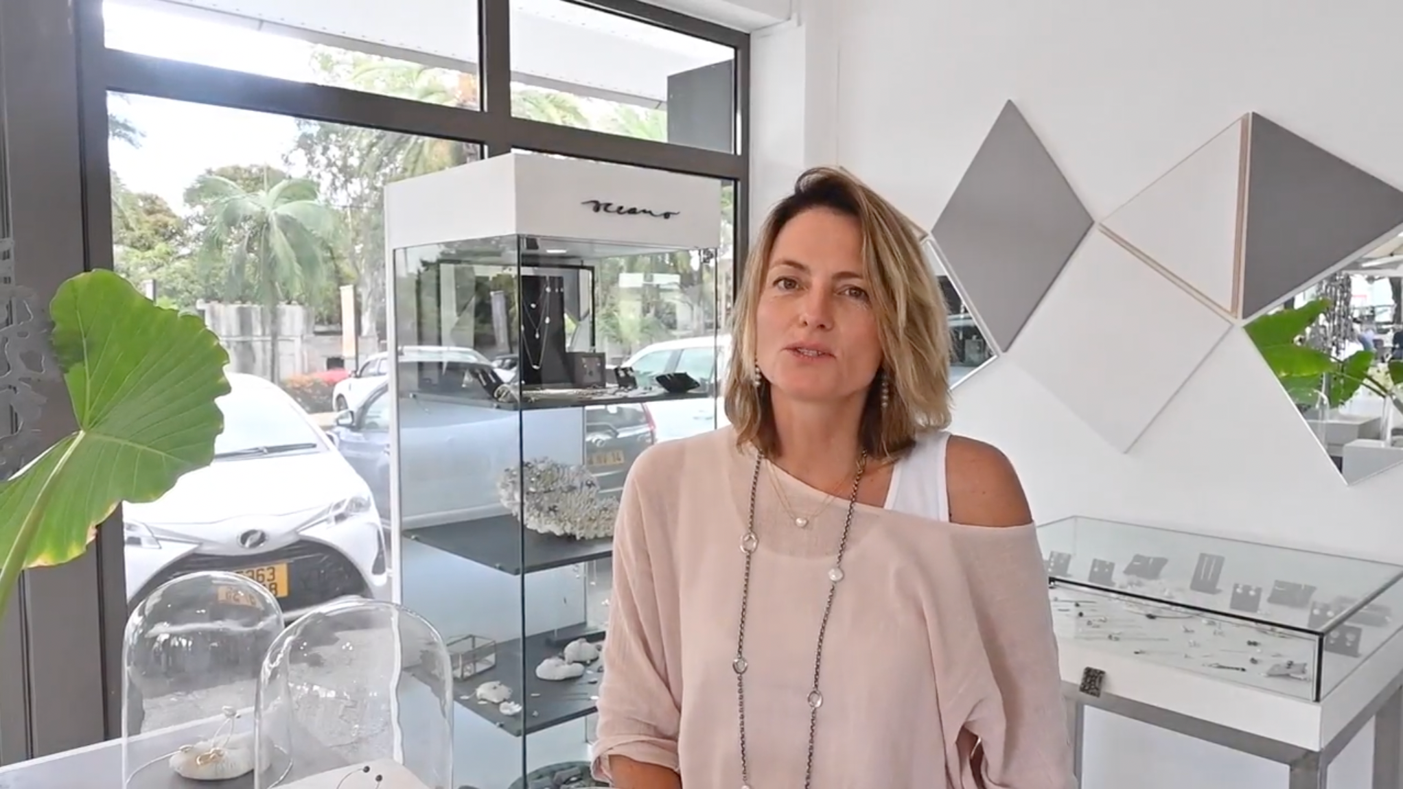 Discover the world of Oceano Pearls with Harriet Batchelor (video) - Oceano Pearls