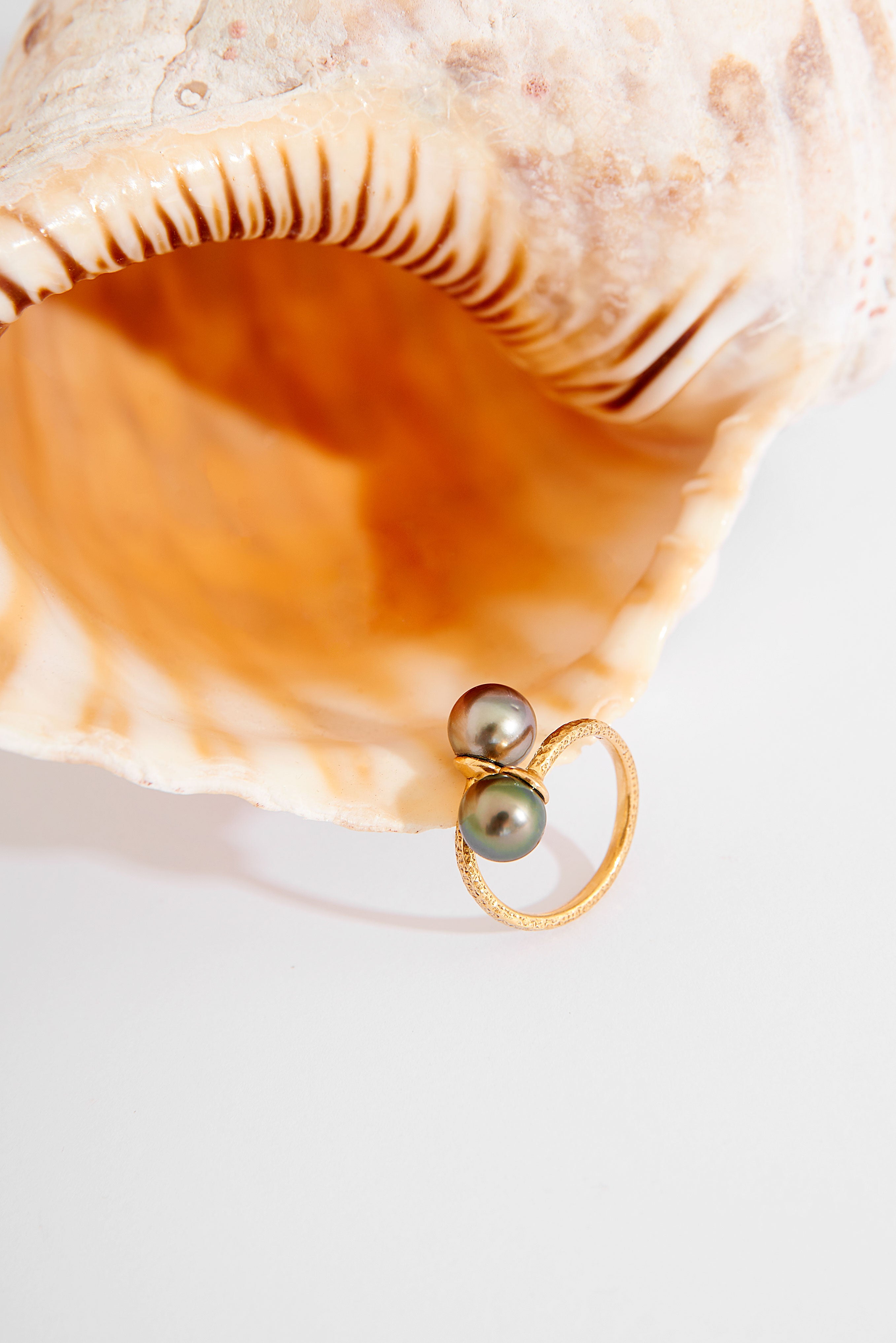 Everything You Need To Know About Tahitian Pearls