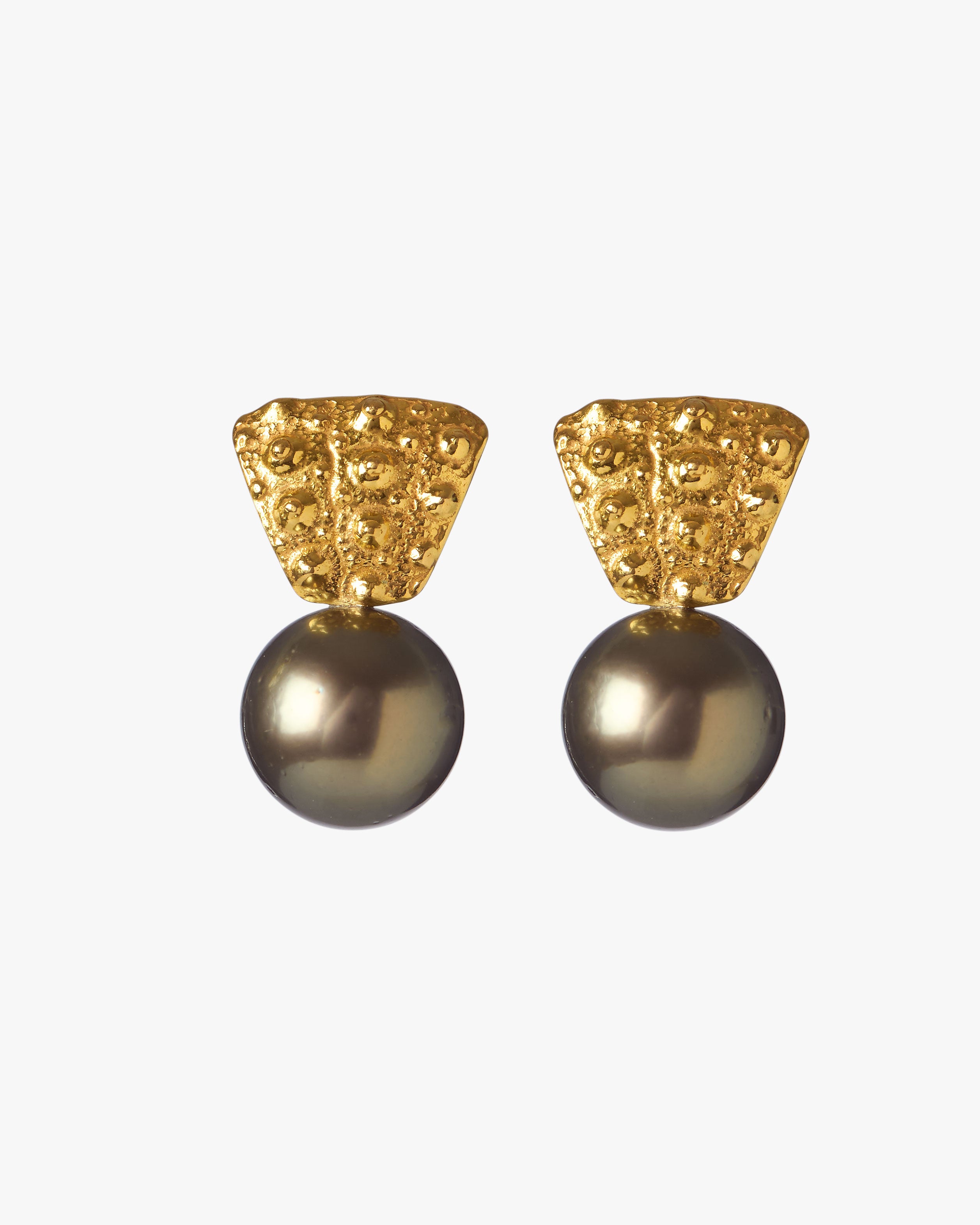 Grand Gaube 18k Gold Tahitian Round 12 mm